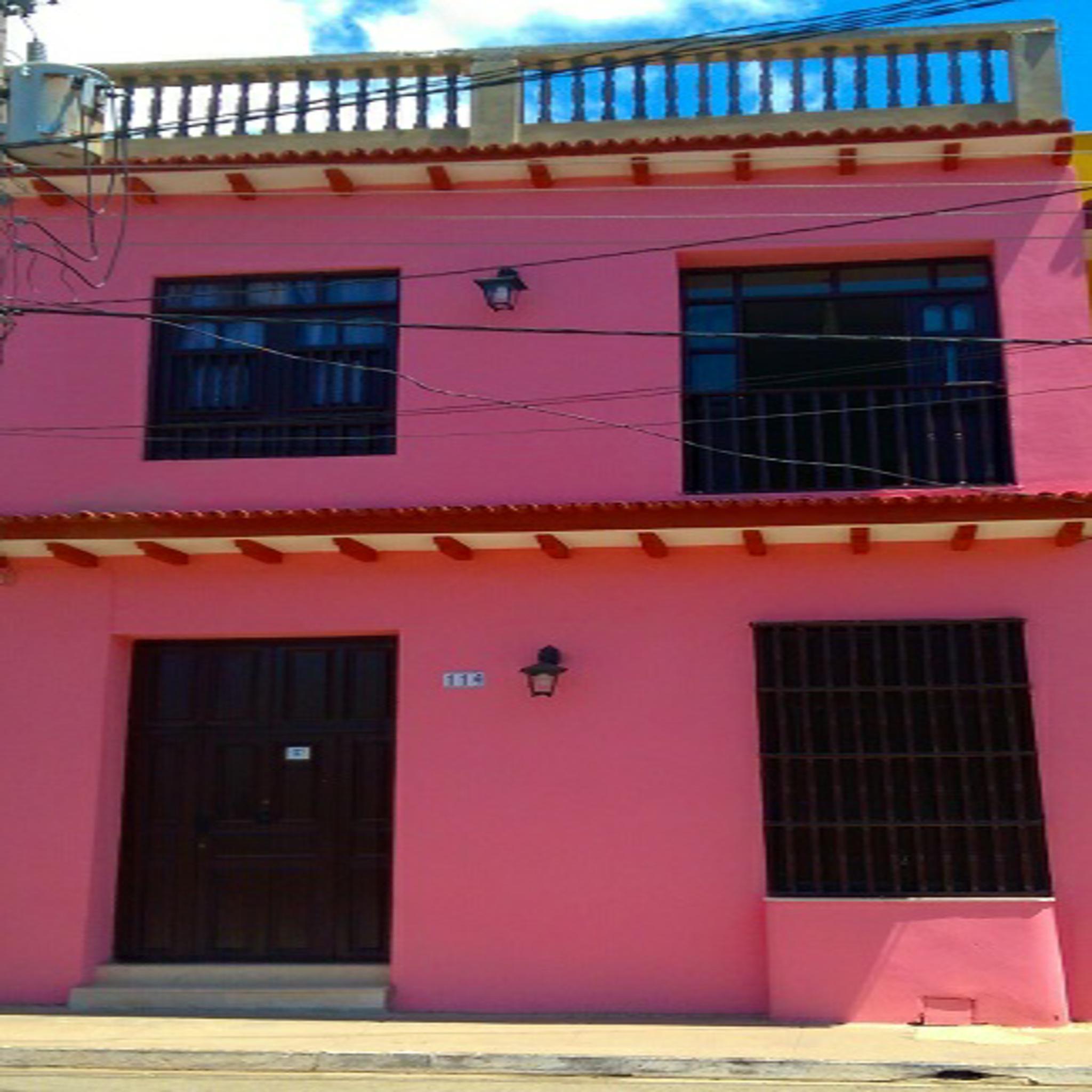 Hostal D & G Trinidad Exterior photo